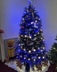 blue holiday trees with seashells